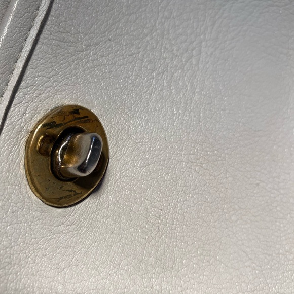 Vintage Coach 🔥🔥SOLD🔥🔥 - Picture 4 of 8